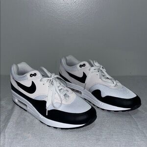 Men’s Nike Air Max 1 Sneakers Sz 11